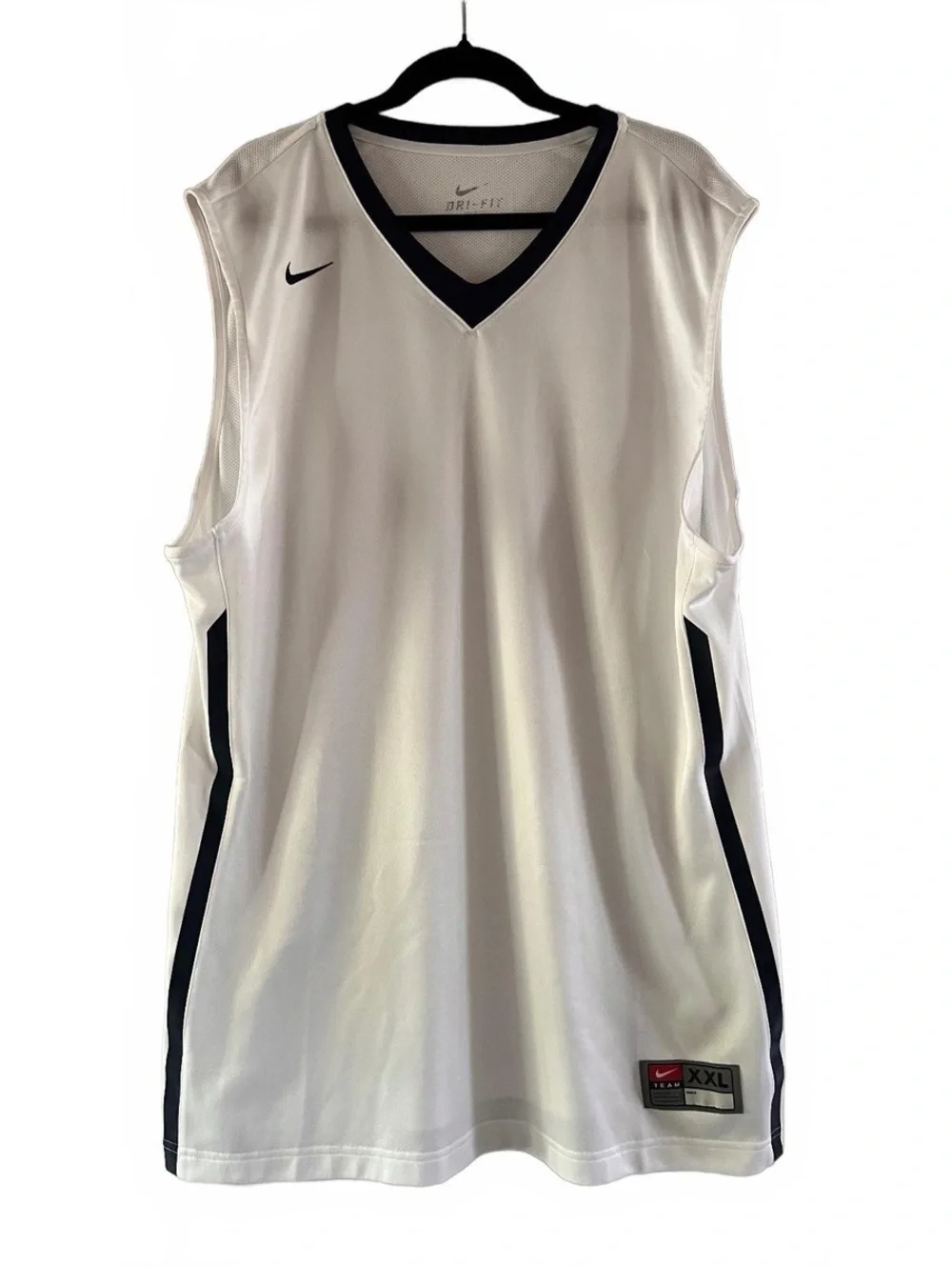90s Vintage Nike Team XXL White Basketball Jersey with Black Trim